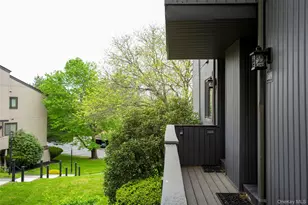 1608 Mulberry Ct, Poughkeepsie, NY 12603 - Photo 10