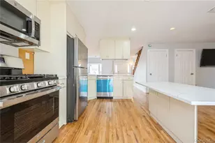 70-09 267th St, Glen Oaks, NY 11004 - Photo 10