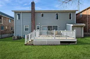 70-09 267th St, Glen Oaks, NY 11004 - Photo 36