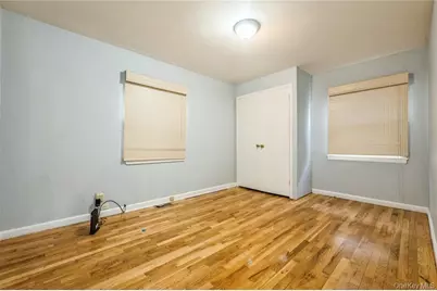 7009 267th Street, Glen Oaks, NY 11004 - Photo 14
