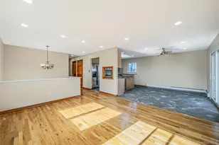 4 Bay Pl, Lindenhurst, NY 11757 - Photo 14