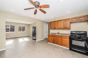 4 Bay Pl, Lindenhurst, NY 11757 - Photo 30