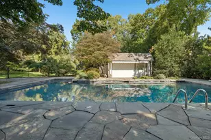 18 Heights Rd, Manhasset, NY 11030 - Photo 24