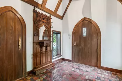 18 Heights Road, Manhasset, NY 11030 - Photo 6