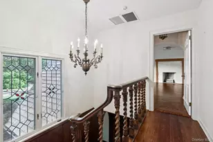 18 Heights Rd, Manhasset, NY 11030 - Photo 20
