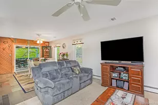 1264 Locust Ave, Bohemia, NY 11716 - Photo 8