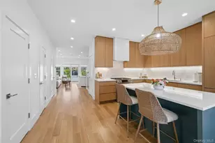 68 Foster Ave, Hampton Bays, NY 11946 - Photo 6