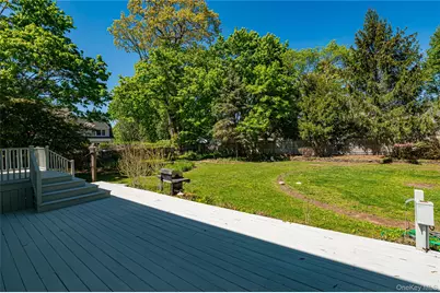 220 Windsor Avenue, Brightwaters, NY 11718 - Photo 24