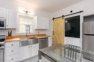 562 State St, Hudson, NY 12534 - Photo 14