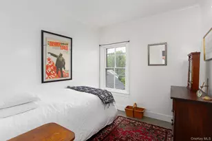 562 State St, Hudson, NY 12534 - Photo 18