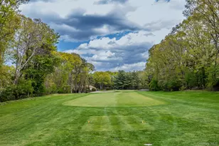 346 Clubhouse Ct, Coram, NY 11727 - Photo 14