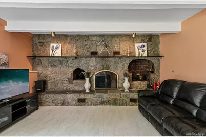 193 Cambon Avenue, Saint James, NY 11780 - Photo 14