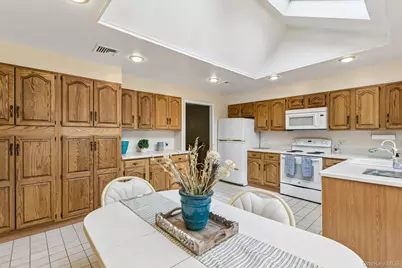 193 Cambon Avenue, Saint James, NY 11780 - Photo 8