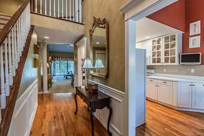 15 Scarborough Drive, Smithtown, NY 11787 - Photo 4