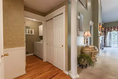 15 Scarborough Drive, Smithtown, NY 11787 - Photo 10