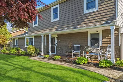 2 Pentmoor Drive, Mastic, NY 11950 - Photo 4