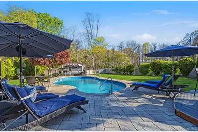 2 Pentmoor Drive, Mastic, NY 11950 - Photo 22