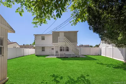 13 Squirrel Lane, Levittown, NY 11756 - Photo 44