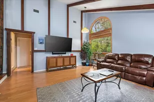 6 Apex Rd, Melville, NY 11747 - Photo 10