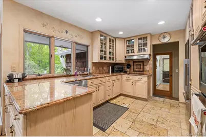 6 Apex Road, Melville, NY 11747 - Photo 14