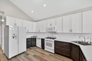 35 Lizensk Ct, Ferndale, NY 12734 - Photo 6