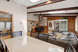 8 Pasadena Dr, Plainview, NY 11803 - Photo 10