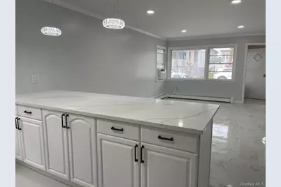 137 Pacific Boulevard, Long Beach, NY 11561 - Photo 6