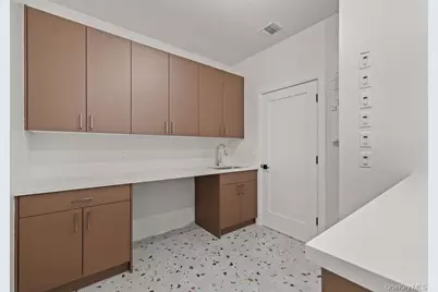 11 Lincoln Street #202, Spring Valley, NY 10977 - Photo 38