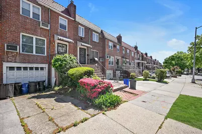 137-76 70th Road, Kew Gardens, NY 11367 - Photo 2