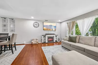 21 Baylor Road, New City, NY 10956 - Photo 8