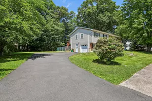 21 Baylor Rd, New City, NY 10956 - Photo 2