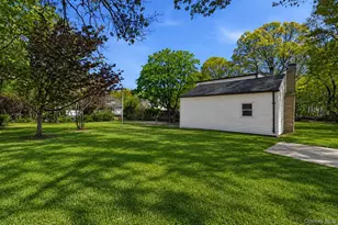54 Linden Ln, Shirley, NY 11967 - Photo 22