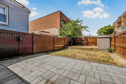 2881 Roberts Avenue, Bronx, NY 10461 - Photo 24