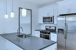 2881 Roberts Ave, Bronx, NY 10461 - Photo 4