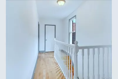 2881 Roberts Avenue, Bronx, NY 10461 - Photo 32
