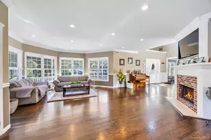 19 Dorothy St, Nesconset, NY 11767 - Photo 14