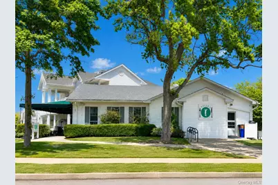 14 George Court, Bellport, NY 11713 - Photo 8