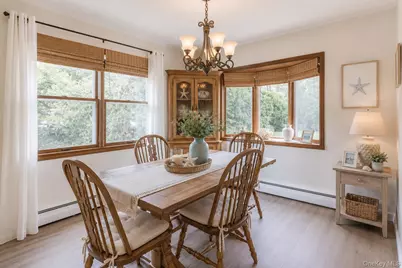14 George Court, Bellport, NY 11713 - Photo 20