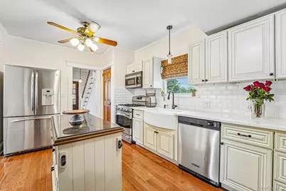 668 Valley Avenue, Yonkers, NY 10703 - Photo 10