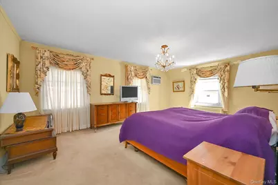 [Address not provided], Forest Hills, NY 11375 - Photo 14