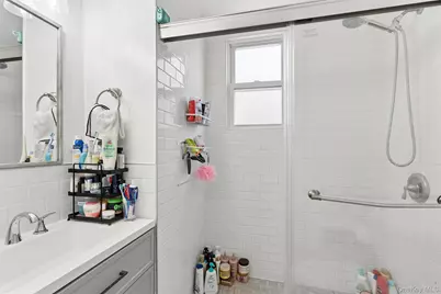 163 Beech Street, Floral Park, NY 11001 - Photo 20