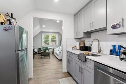 163 Beech Street, Floral Park, NY 11001 - Photo 16