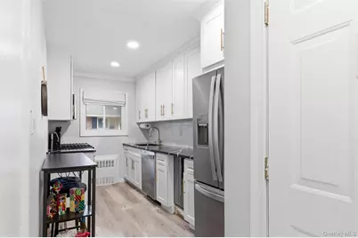 101 Edmunton Drive #G2, North Babylon, NY 11703 - Photo 8