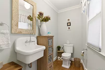 32 Timberline Drive, Huntington, NY 11743 - Photo 8