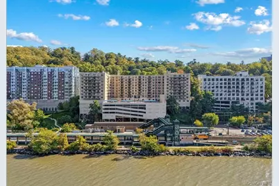 1085 Warburton Avenue #120, Yonkers, NY 10701 - Photo 8