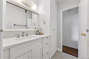 1085 Warburton Ave, Yonkers, NY 10701 - Photo 6