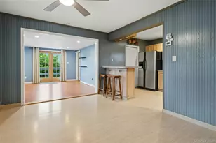 226 W 5th St, Deer Park, NY 11729 - Photo 4