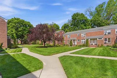 83 Edwards Street #2A, Roslyn Heights, NY 11577 - Photo 22