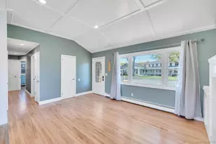 59 Applegate Dr, Mastic, NY 11950 - Photo 12