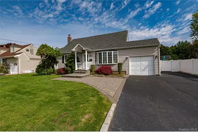 255 N Albany Avenue, Massapequa, NY 11758 - Photo 1